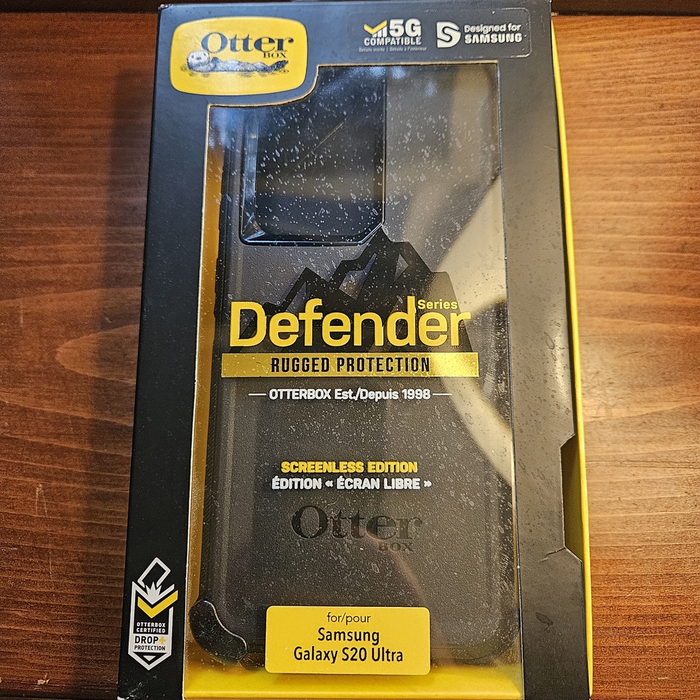 OtterBox Defender Series Black Case for Samsung Galaxy S20 Ultra